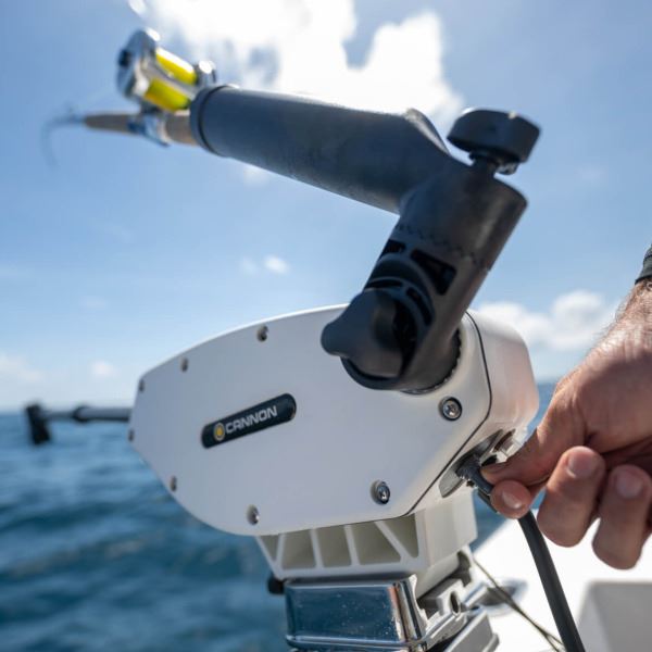 Cannon Magnum 10 STX TS Metric Electric Downrigger - Image 5