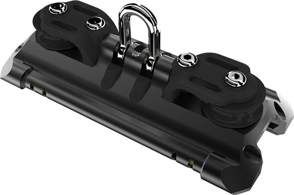 Lewmar Size 2 Tb Car With Shackle. 1 Pair Cl Sheaves