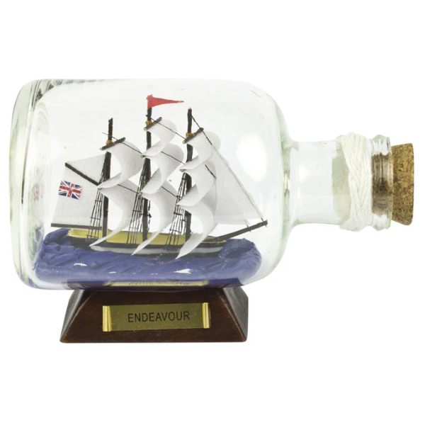 Nauticalia Ship-in-Bottle - HMS Endeavour - 14cm